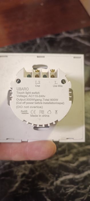 Interruptor simples e duplo Ubaro