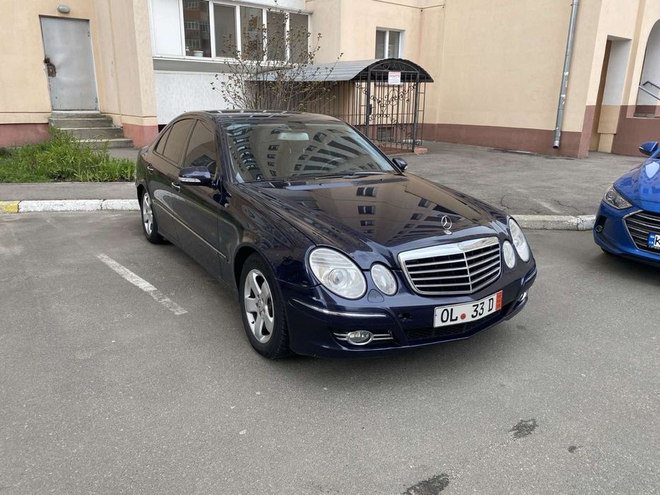 В разборе БМВ е34 м51 1996 гада механика и Мерседес 211 ом642