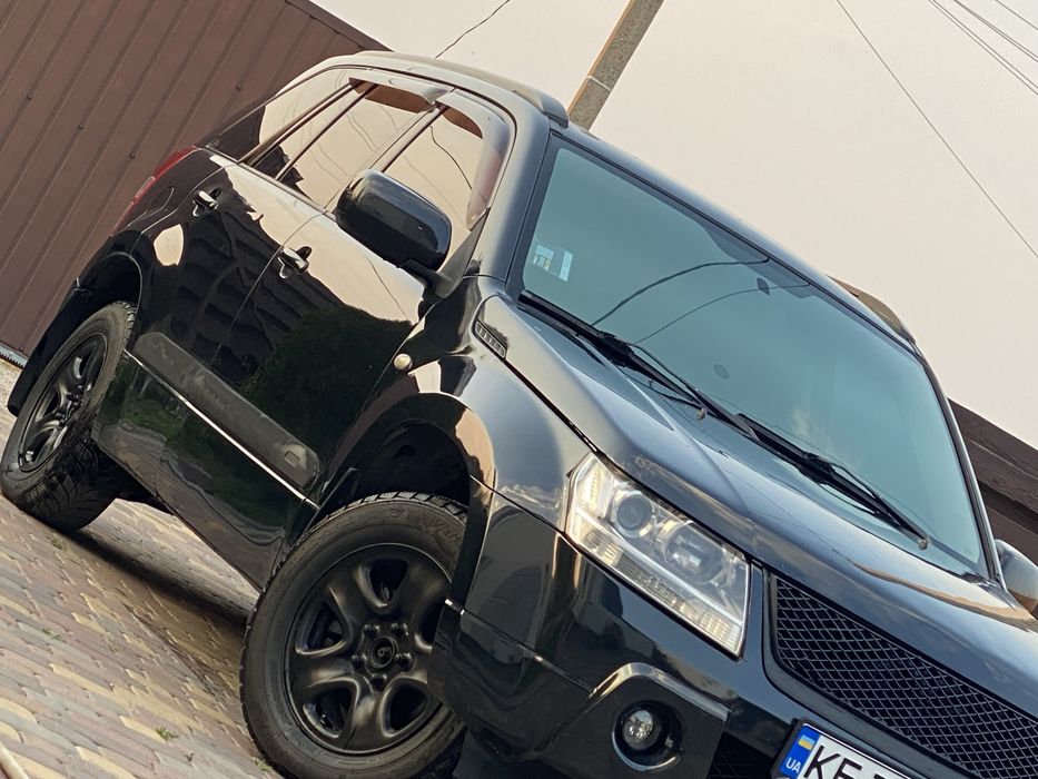 Продам Suzuki Grand Vitara 2.0