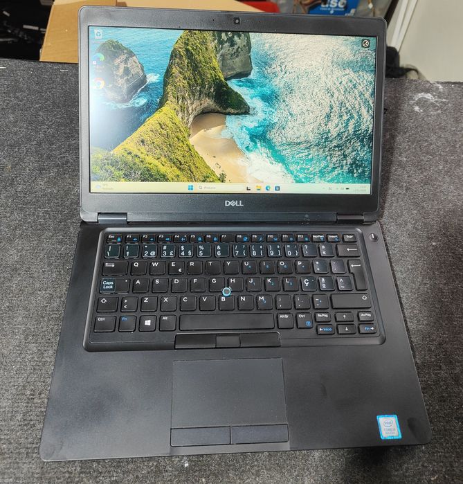 Portátil DELL Latitude 5490 14" i5 8Th 16GB RAM 256GB NVME
