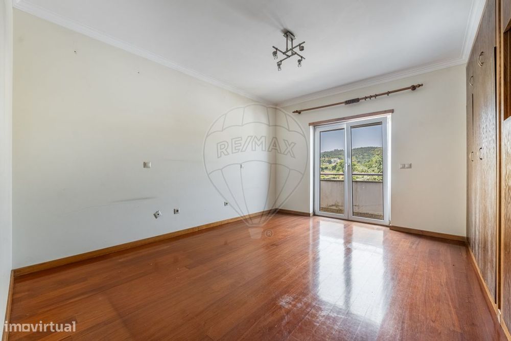 Moradia T3 para venda