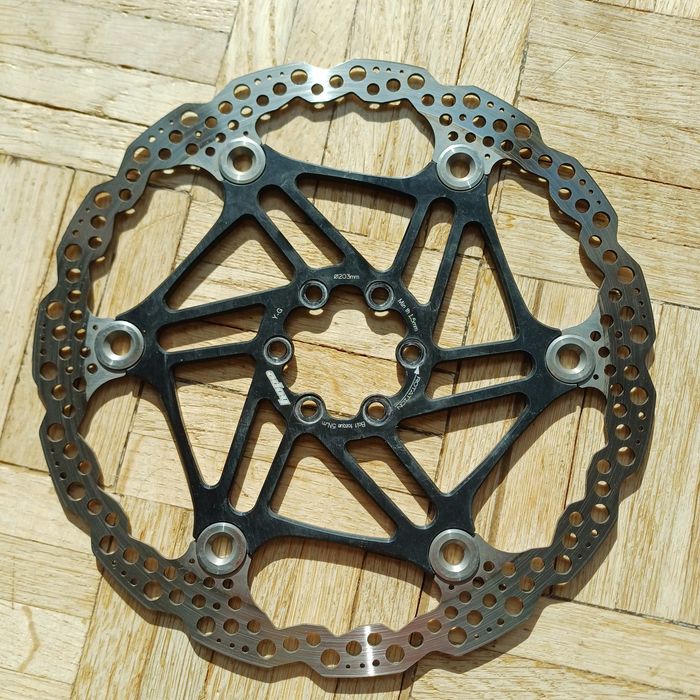 Koło przód 29 cali Boost 110x15mm  / Hope Pro 4 / DT Swiss FR 560 / Super Stan