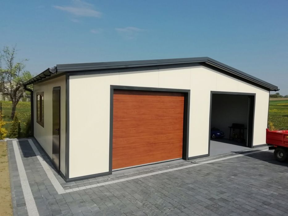 Garaż z płyty warstwowej, dwuspadowy, 35m², CAŁA POLSKA
