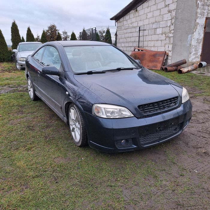 Błotnik prawy przód opel Astra g z20h
