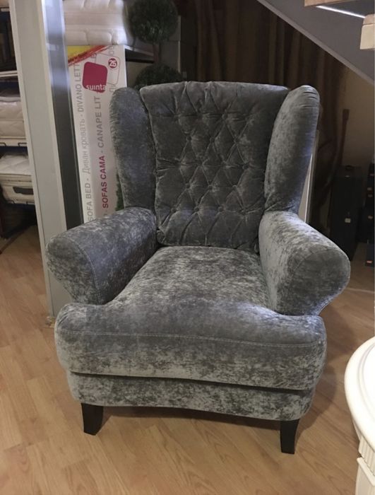 Крісло мʼяке