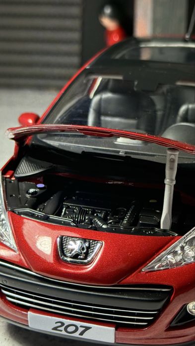 Peugeot 207 1/18 Norev
