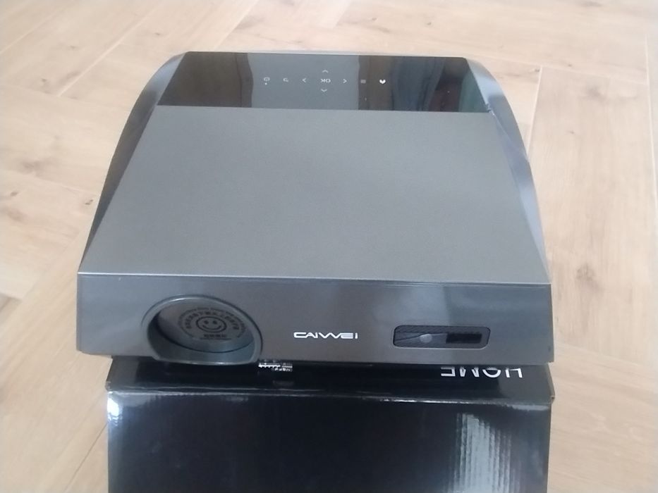 Projektor Caiwei A10q 1500Ansi Android Tv Full HD 1080P