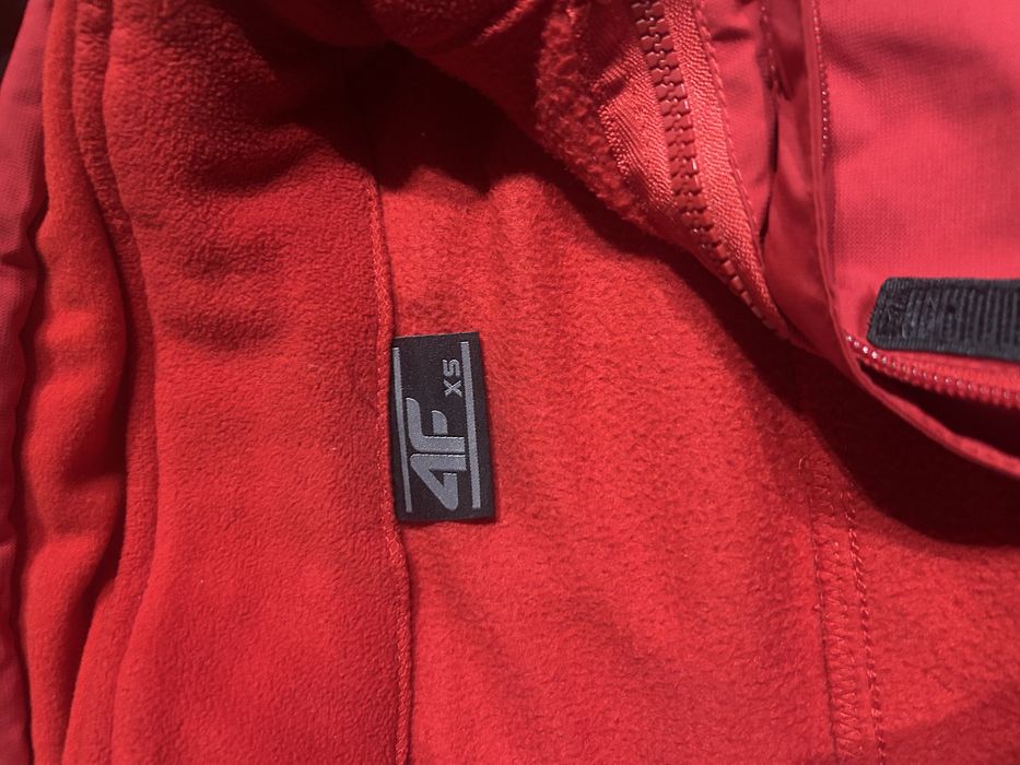 Kurtka Narty 4F czerwona z polarem