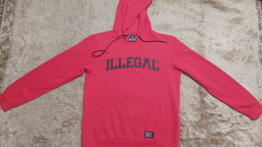 Czerwona bluza z kapturem CROPP