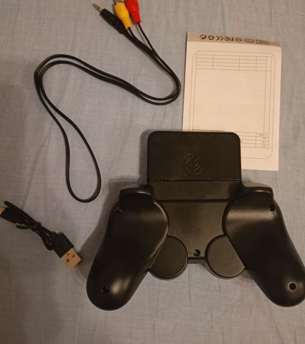 Pad z grami gamepad nowy