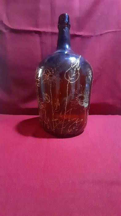 Garrafão Pintado à Mão com Tinta de Relevo