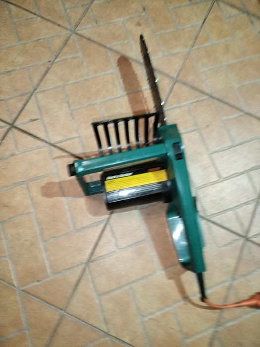 Motoserra Black & Decker