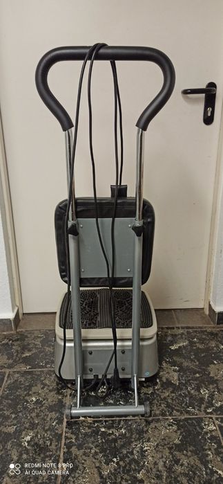 Віброплатформа (вібромасажер) з пультом — лімфодренаж та релакс
​Опис: