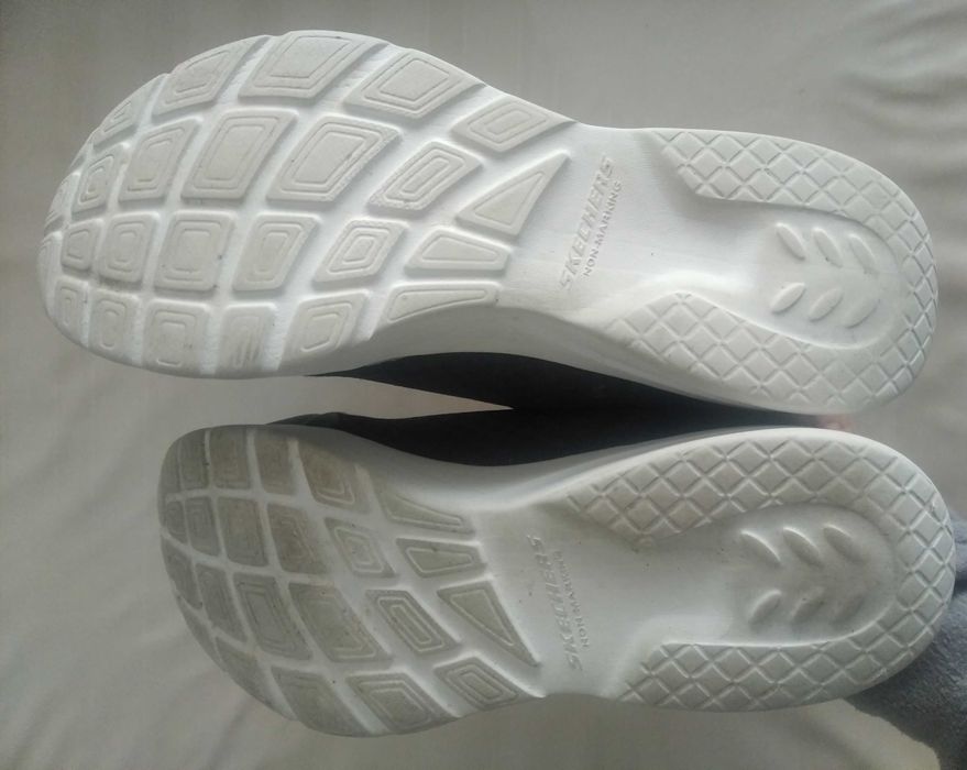 Tênis n⁰38 Sketchers leves , para mulher