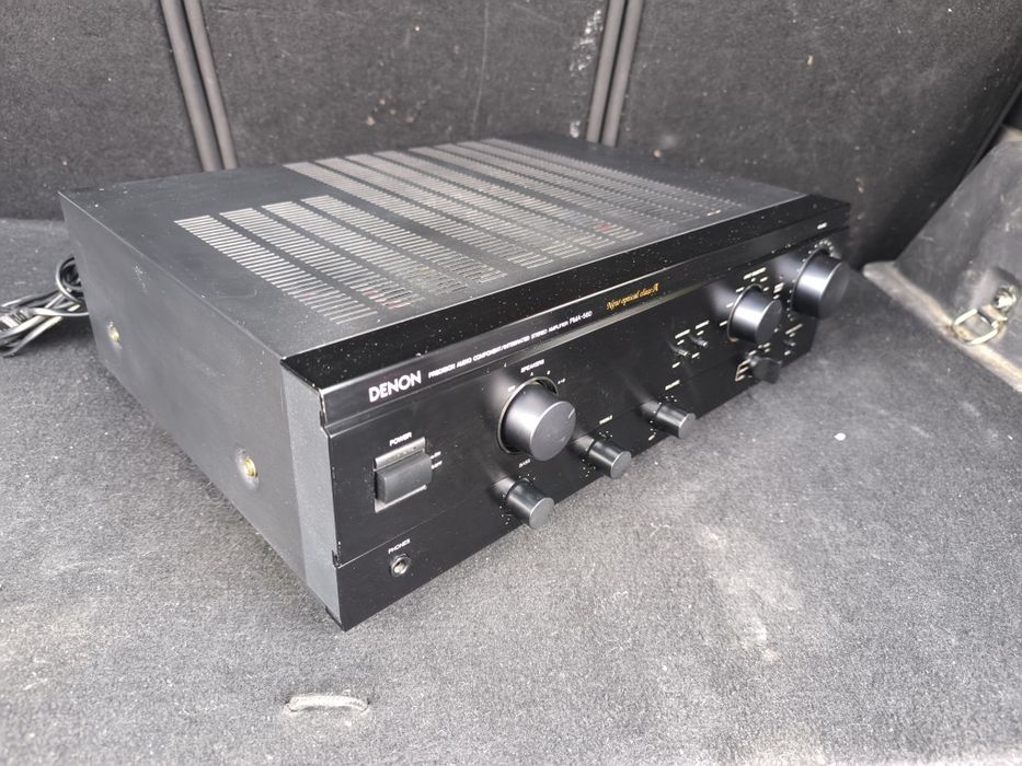 DENON PMA 560 Wzmacniacz stereofoniczny