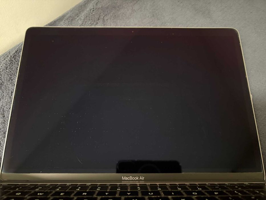 Laptop Apple MacBook Air 2019 i5 8/256GB 13,3