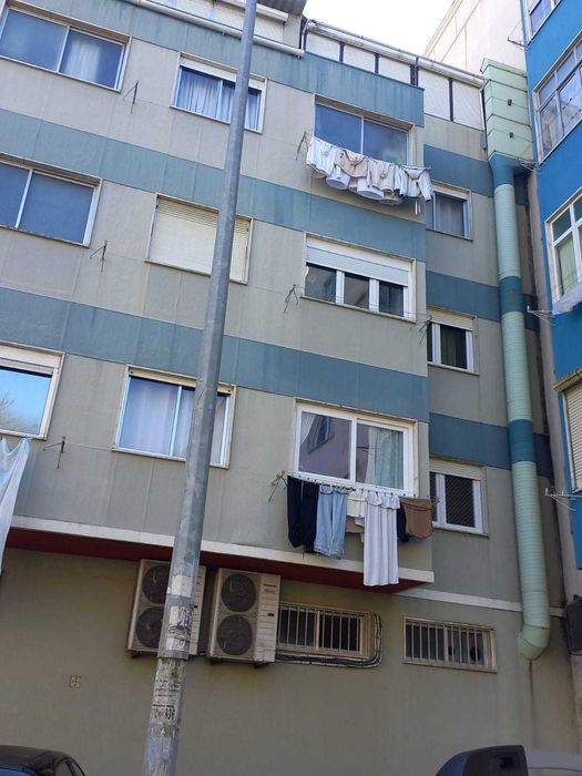 Aluga-se Restaurante bem localizado ás Portas de Benfica