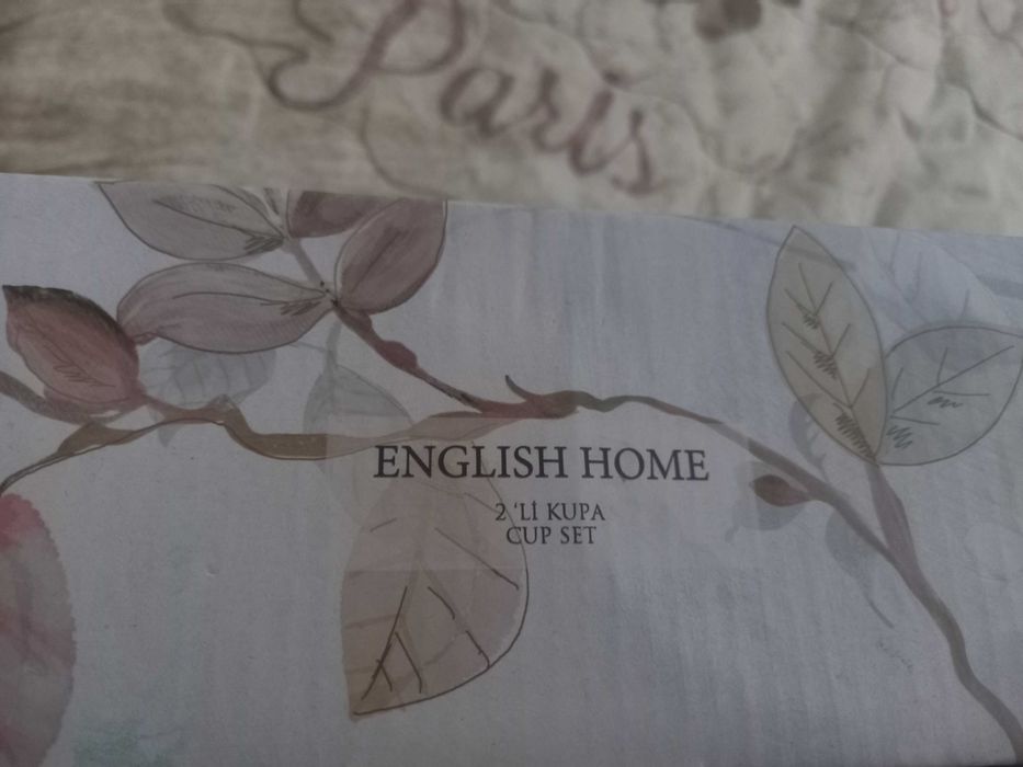 2 чашки в подарочной упаковке