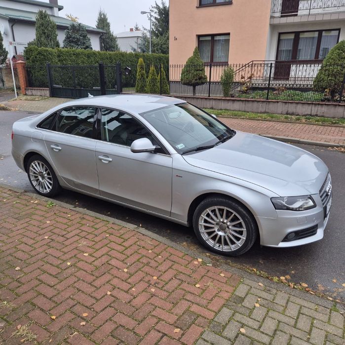 Audi A4 Limousine Stan bardzo dobry bezwypadkowy garażowany drugi komplet opon