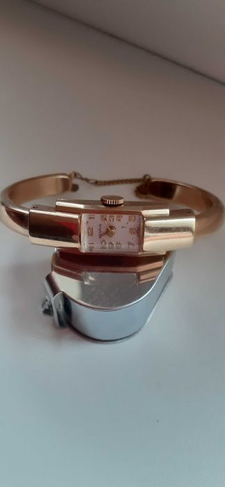 Bransoletka z zegarkiem BENRUS złota 10K KG.F. stan super.