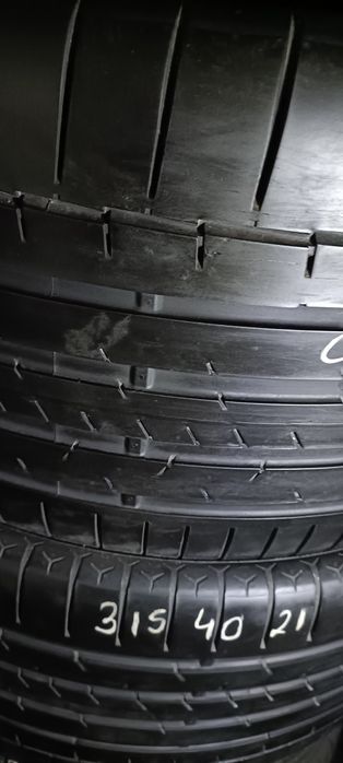 Pneus  315/40/21