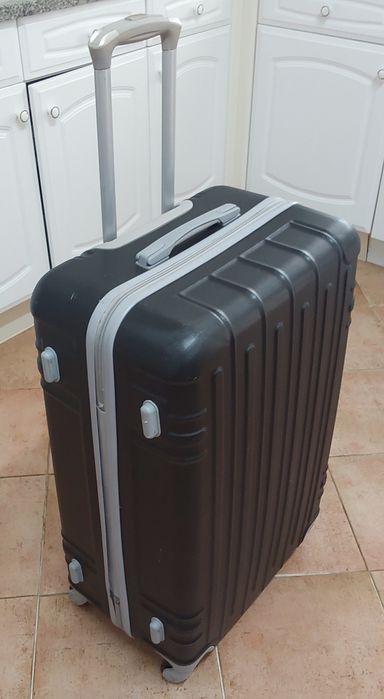 MALA de VIAGEM de PORÃO com 4 RODAS. Casa, Passeio, Quarto, Arrumação.