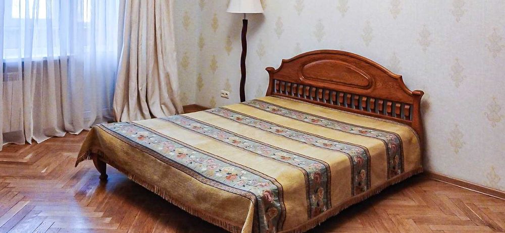 Оренда 3 кімнатної квартири, бульвар Лесі Українки, С.М. "Печерська"