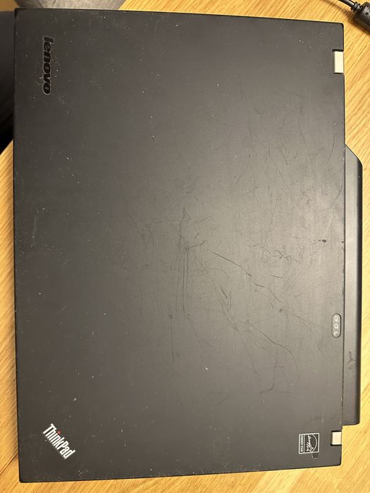 Lenovo T400 14" core2duo 2,5ghz 2GB RAM 160Gb SATA Windows Vista