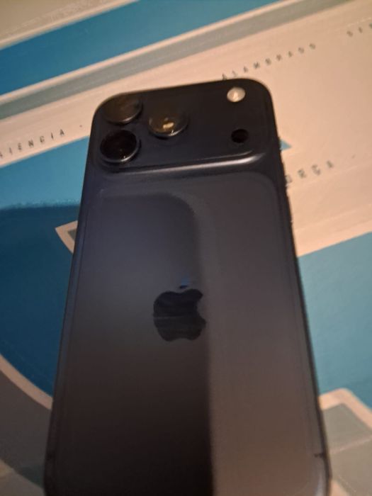 Iphone 17 pro 256GB  + Apple Watch SE 3 44mm