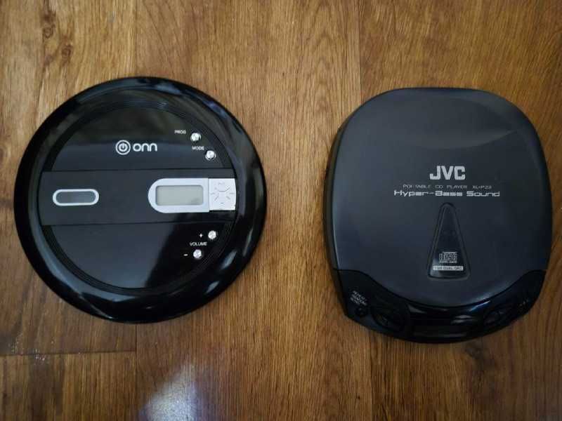 Продам cd плееры jvc, onn в не рабочем состоянии