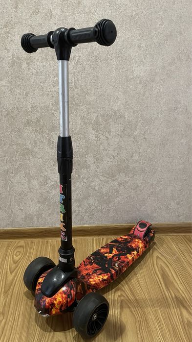 Самокат дитячий