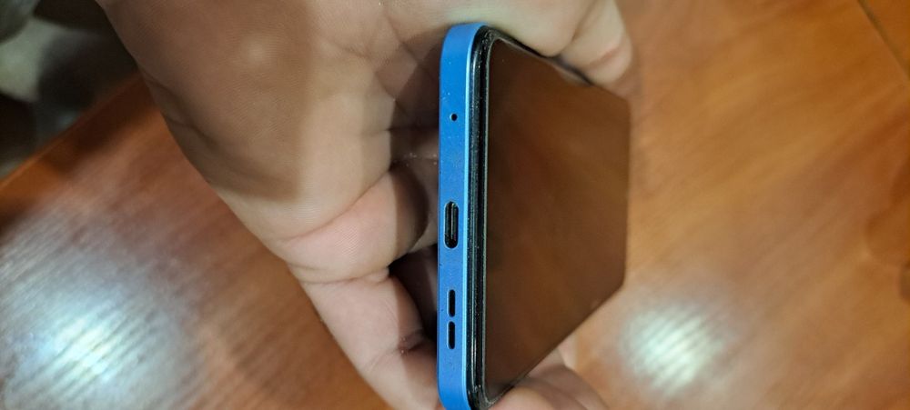 Продам Redmi note 12