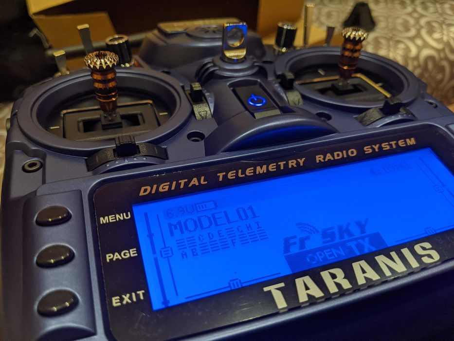 taranis x9d - Купити квадрокоптери та аксесуари - Ціна на OLX.ua