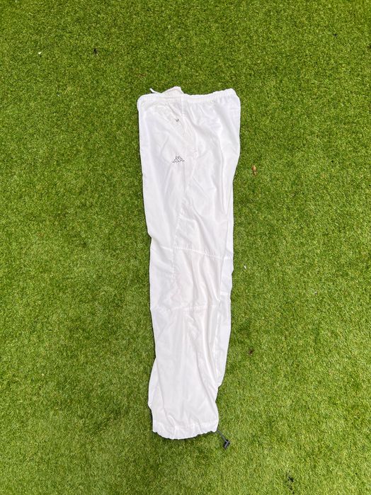 Białe Spodnie Kappa