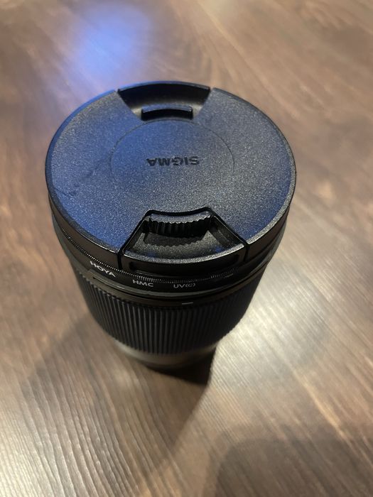 Sigma 16mm F1.4 DC DN Contemporary z filtrem Hoya – Micro 4/3 (MFT)