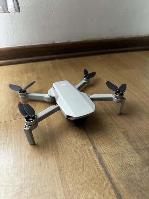 Dji mini 4K praticamente novo