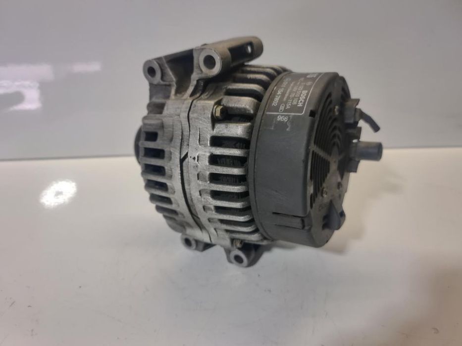 Alternador Mercedes 200 CDI 220 CDI Classe C E Vito 115A  0123510108