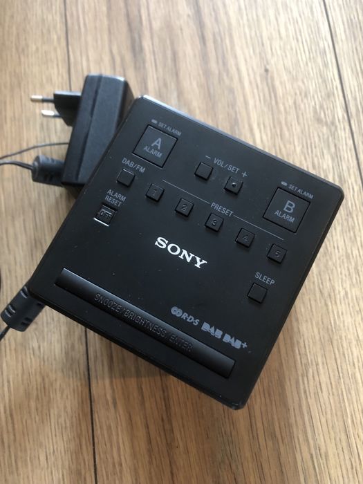 Radio Sony XDR-C1DBP FM/DAB/DAB+ budzik