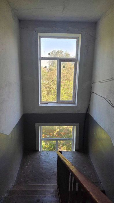 Продам 2 комнатную в кирпичном доме в центре, alm