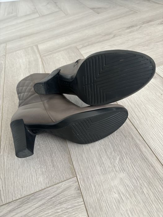 Продам жiночi черевики ECCO 37 р