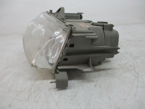 Ótica / farol esquerda ALFA ROMEO 145 (930_)