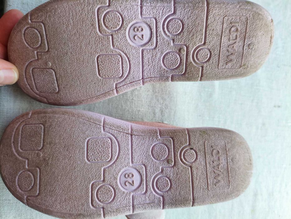 Тапочки на дівчинку