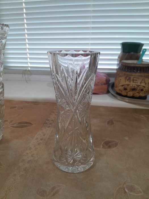 Хрустальные вазы