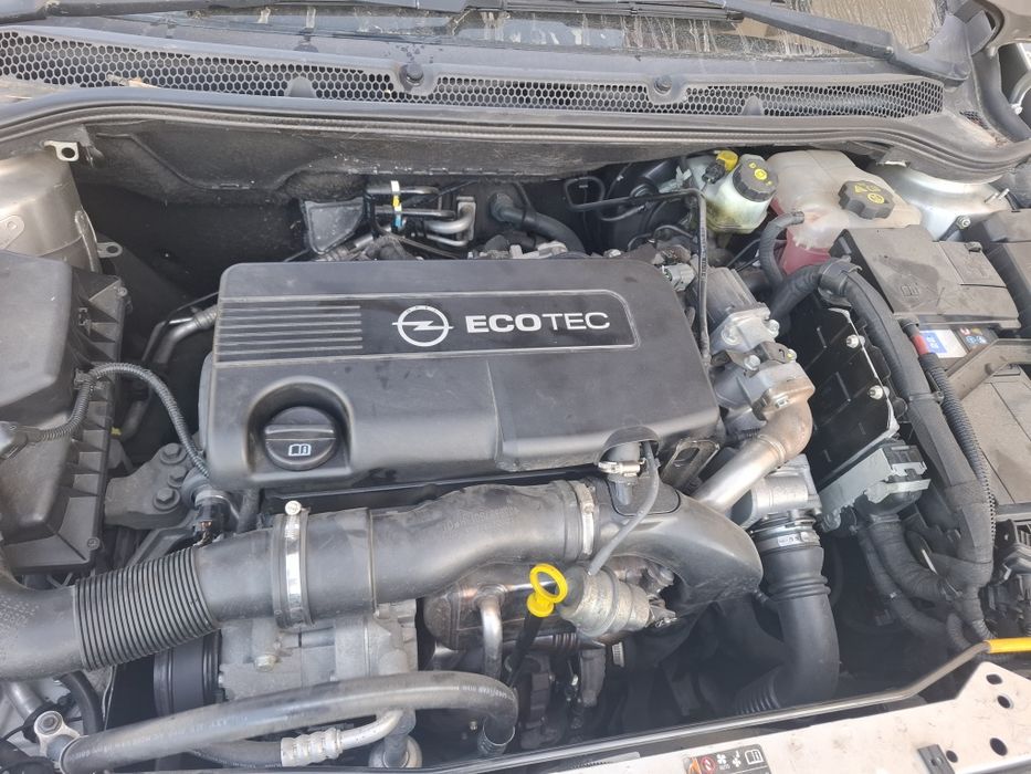 Opel astra 1.7 cdti 125 cv        217 mil kms