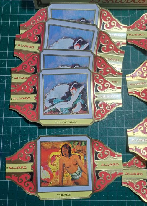 Coleção de nove cintas XXL de charutos