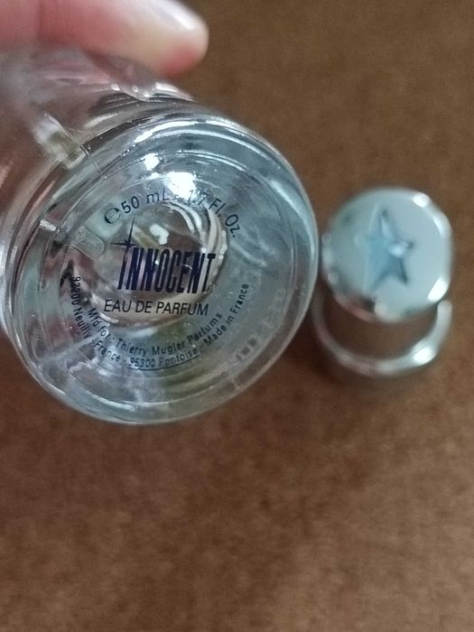 Flakon po perfumach pusty