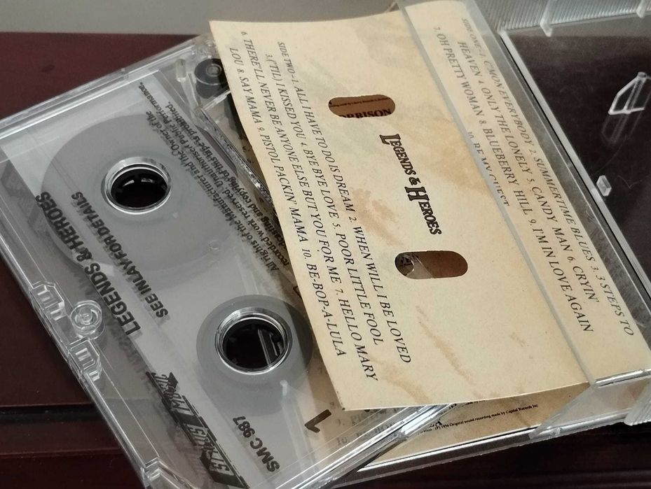Vários "Legends & Heroes" Cassete Audio