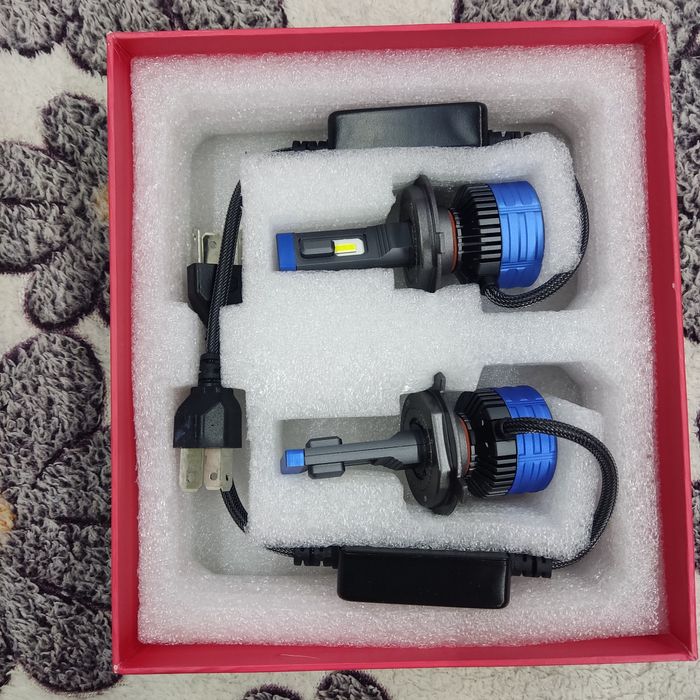 LED Лампи H4! Нові у використанні не були!!!