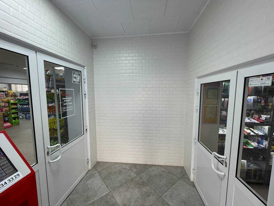 Оренда комерційного приміщення 96м2 на тяжилові