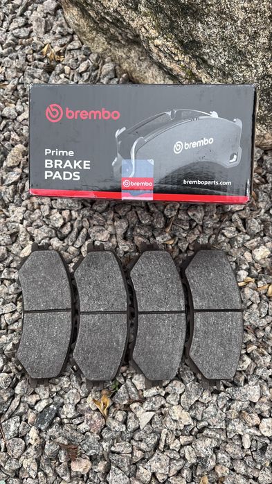 Гальмівні колодки Brembo передні Р56100